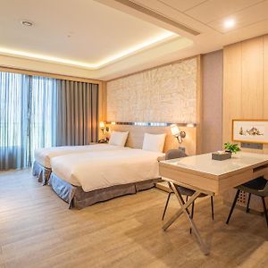 Guide Hotel Taichung Ziyou